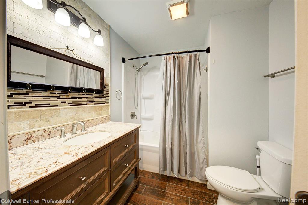 709 RICHARD Street, Holly, MI 48442 — Photo 26