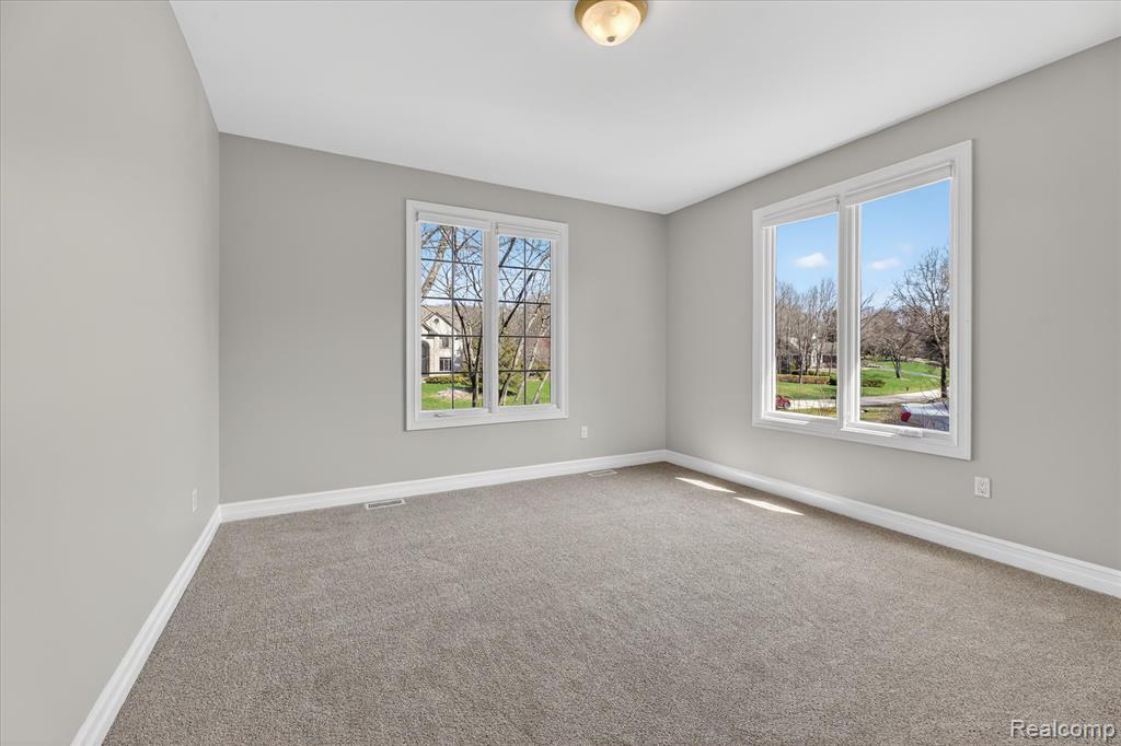 2591 Overbrook, Highland, MI — Photo 38