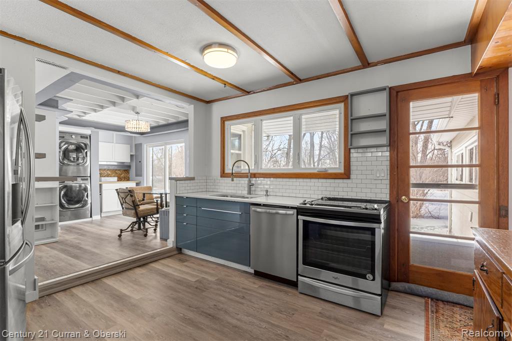 637 Ironwood Drive, Ann Arbor, MI 48103 — Photo 11