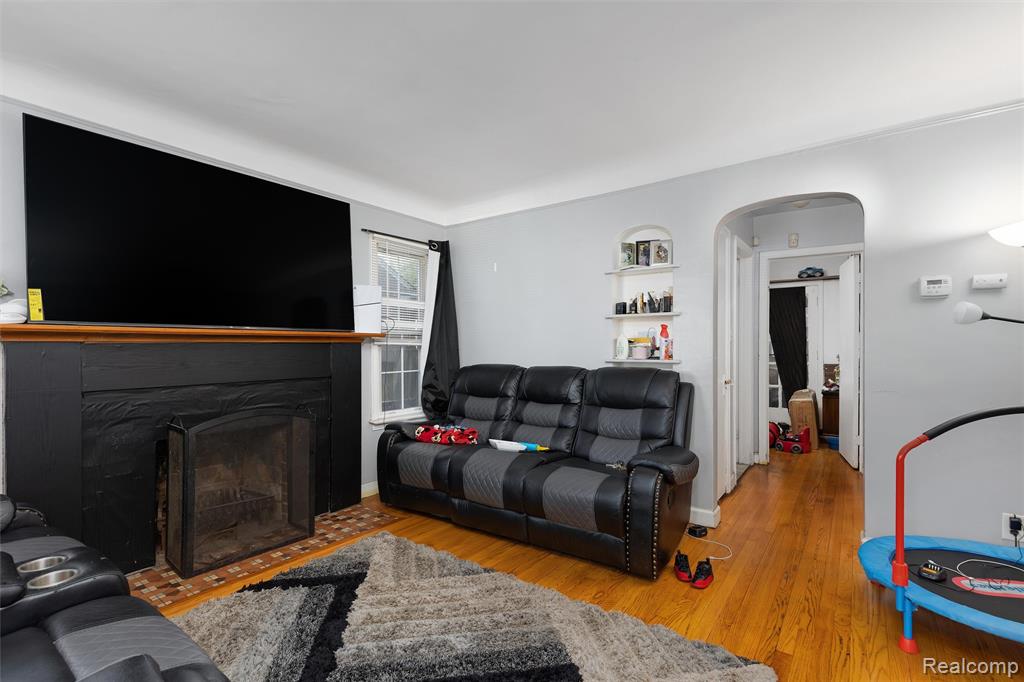 5271 Marseilles Street, Detroit, MI 48224 — Photo 6
