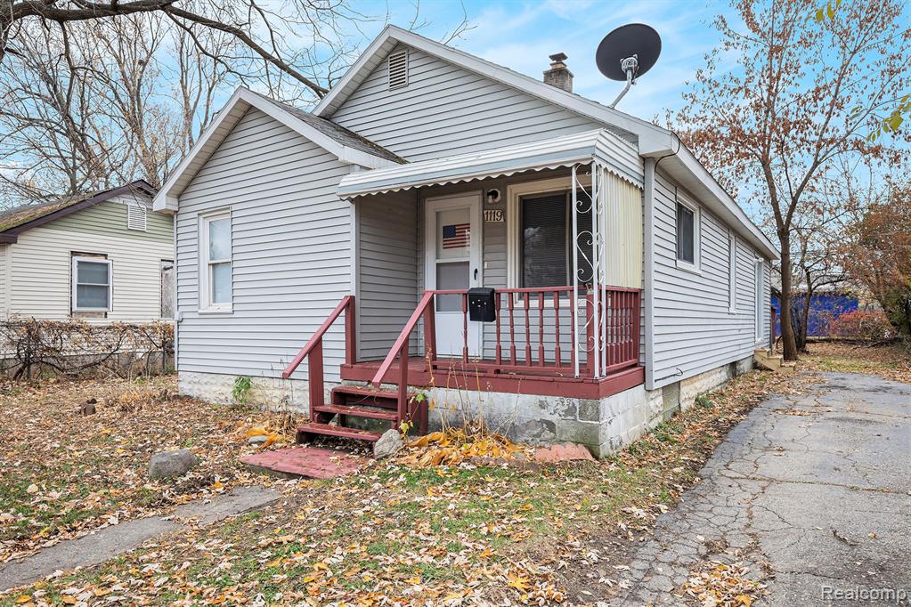 1119 Lakeview Street, Waterford, MI 48328 — front exterior