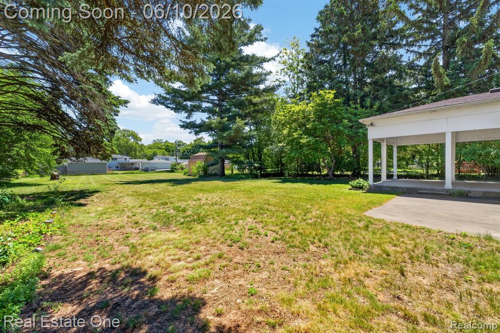 9421 Pine Street, Taylor, MI 48180 — Photo 25
