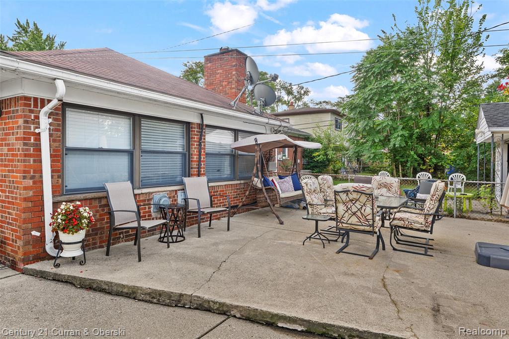 5741 Hubbell Street, Dearborn Heights, MI 48127 — Photo 27