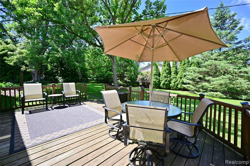 5888 Pentland Road, Bloomfield Hills, MI 48301 — Photo 32