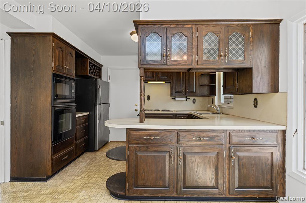 7077 Brookridge Drive, West Bloomfield, MI — Photo 16