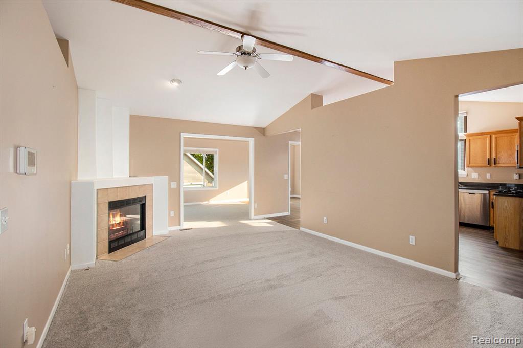 6041 TREE LINE Drive, Grand Blanc, MI 48439 — Photo 4