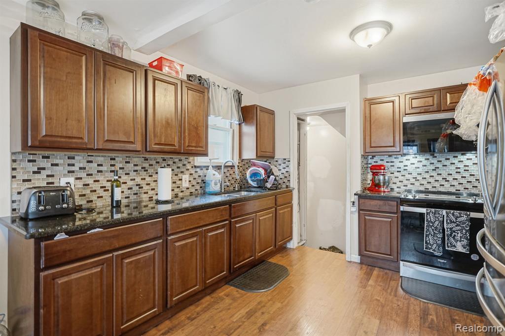 11421 Engleside Street, Detroit, MI 48205 — Photo 5