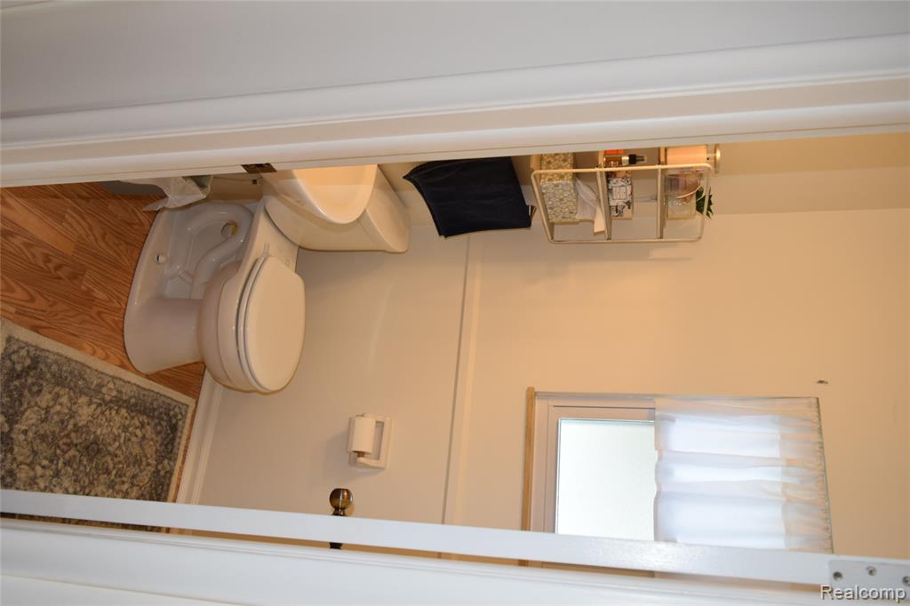 6009 Lancaster Drive, Flint, MI 48532 — Photo 12