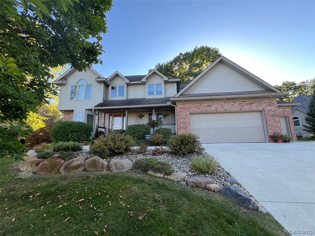 16184 Pine Lake Forest Drive, Linden, MI 48451 — Photo 2