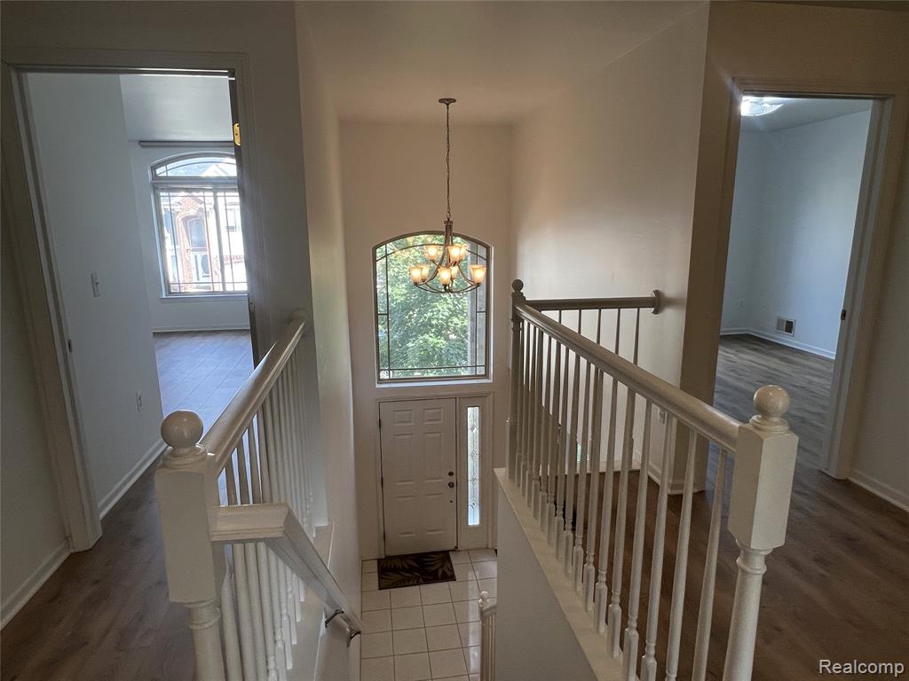 6161 Elarz Drive, Troy, MI 48085 — Photo 42