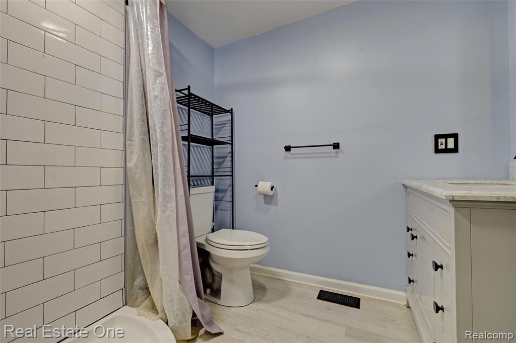 55 Mouton Drive, Orion, MI 48362 — Photo 27