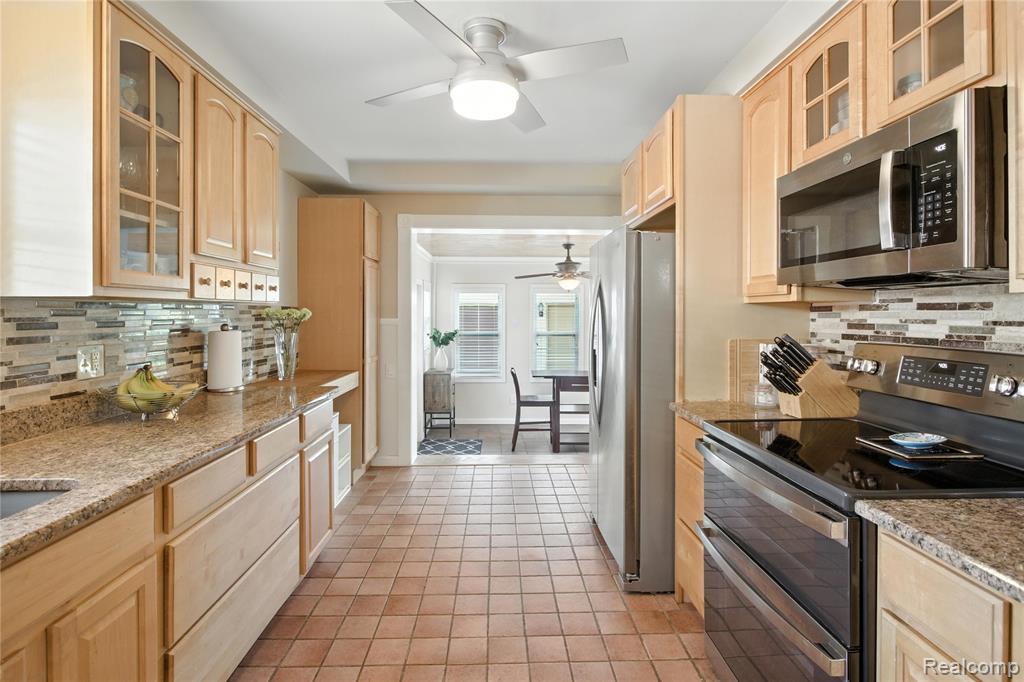 655 Ross Street, Plymouth, MI 48170 — Photo 16