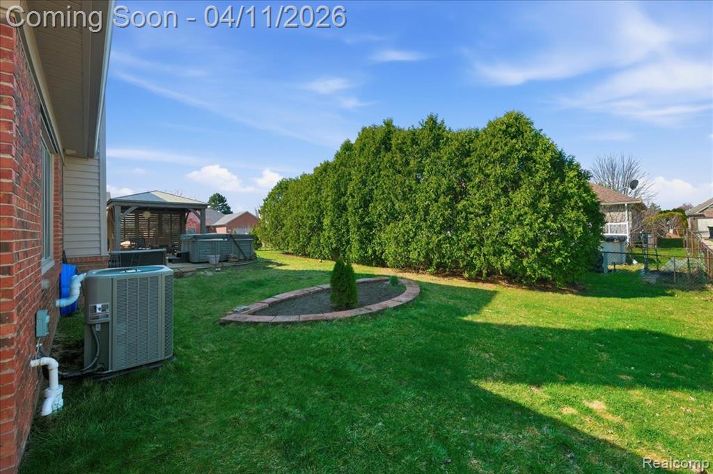 48017 Lincoln Drive, Macomb, MI 48044 — Photo 50