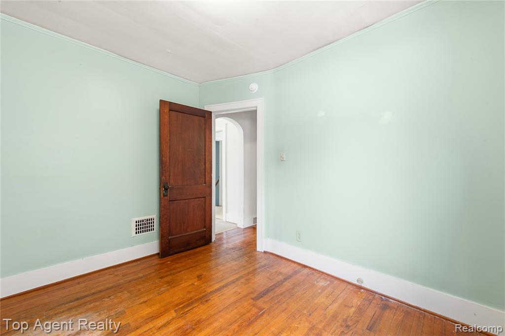 475 W Breckenridge Street, Ferndale, MI 48220 — Photo 15