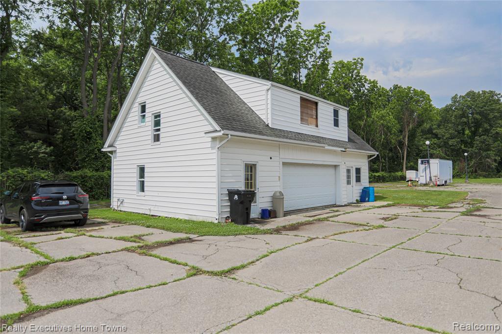 9334 River Road, Algonac, MI, 48001