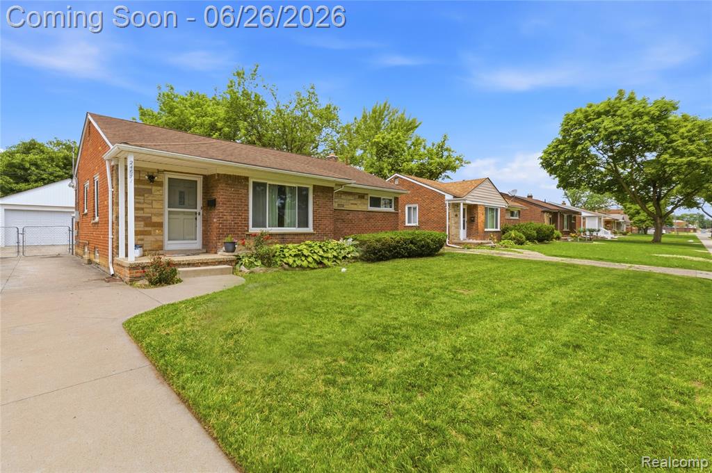 24671 Kenosha Street, Oak Park, MI 48237 — Photo 30