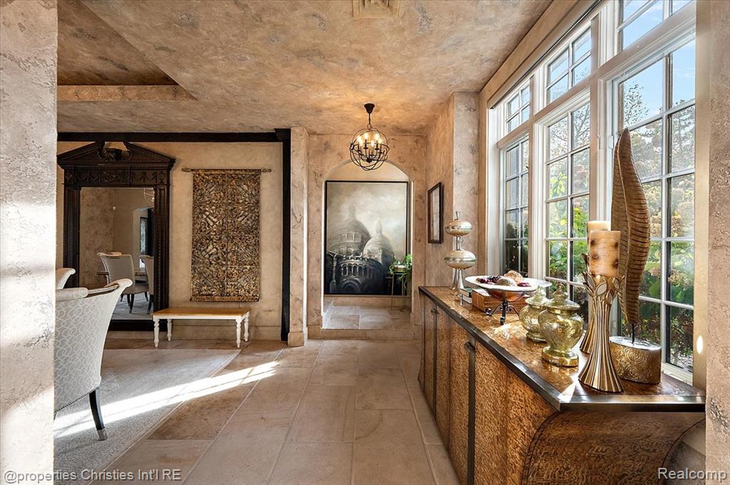 3701 Northwood, West Bloomfield, MI, 48324