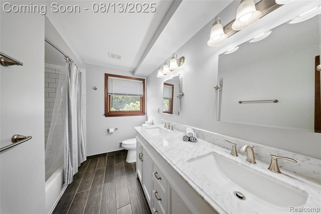 7929 Siding Court, Grosse Ile, MI 48138 — Photo 40