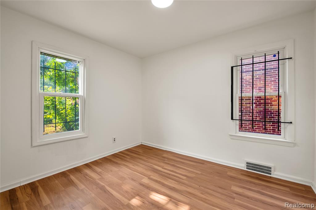 20441 Spencer Street, Detroit, MI 48234 — Photo 12