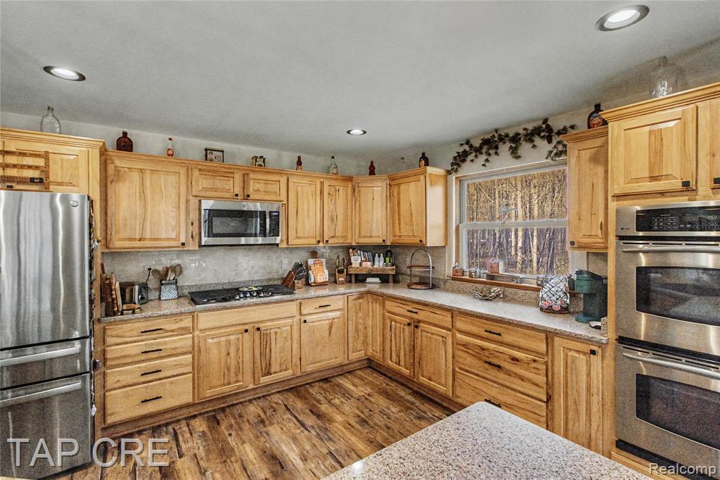 6417 Foxhollow Court, East China, MI — Photo 9