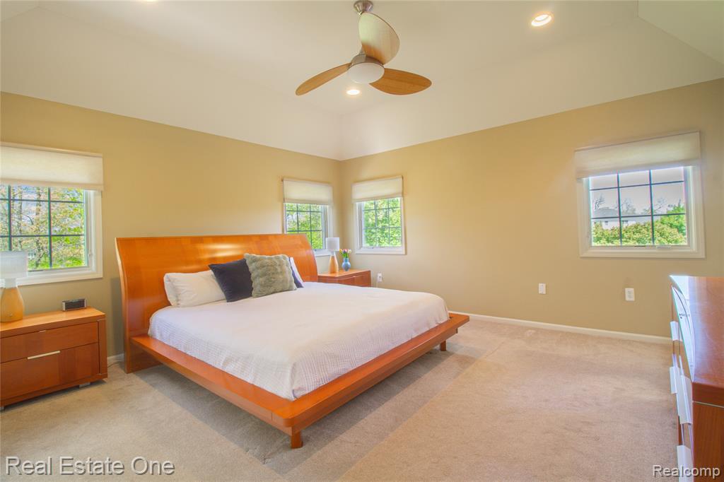 9068 Lebarron Court, Saline, MI 48176 — Photo 35