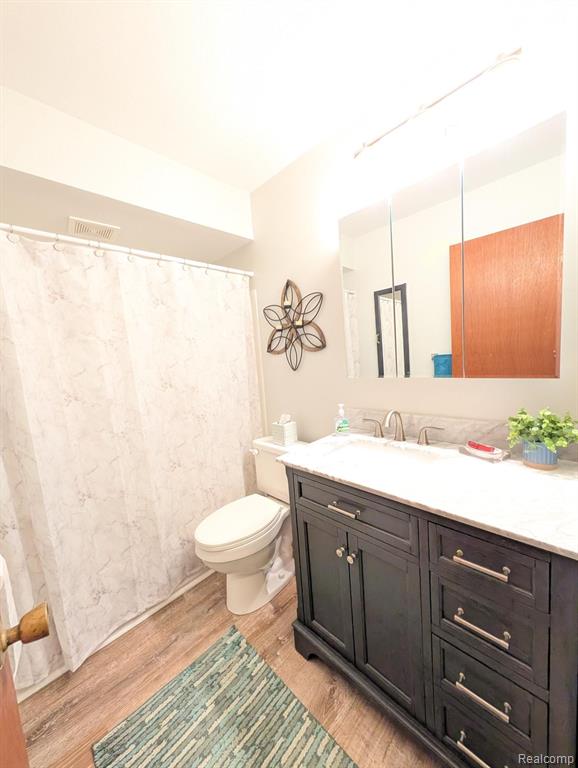 5097 Berneda Drive, Flint, MI 48506 — Photo 13