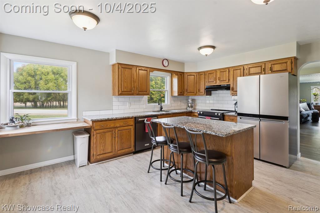 9967 N Clinton Trail, Mulliken, MI 48861 — Photo 3
