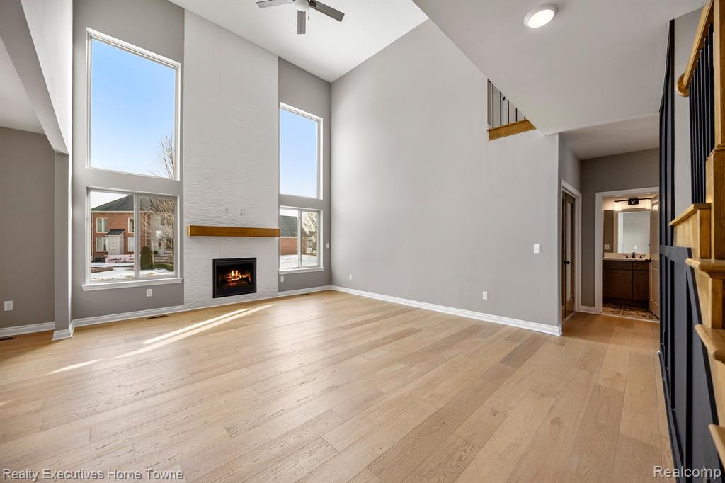 53972 CARRIGAN Drive, New Baltimore, MI 48047 — Photo 14