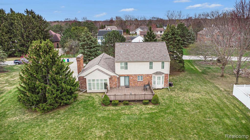 4600 WHITE TRILLIUM Drive S, Saginaw, MI 48603 — Photo 32