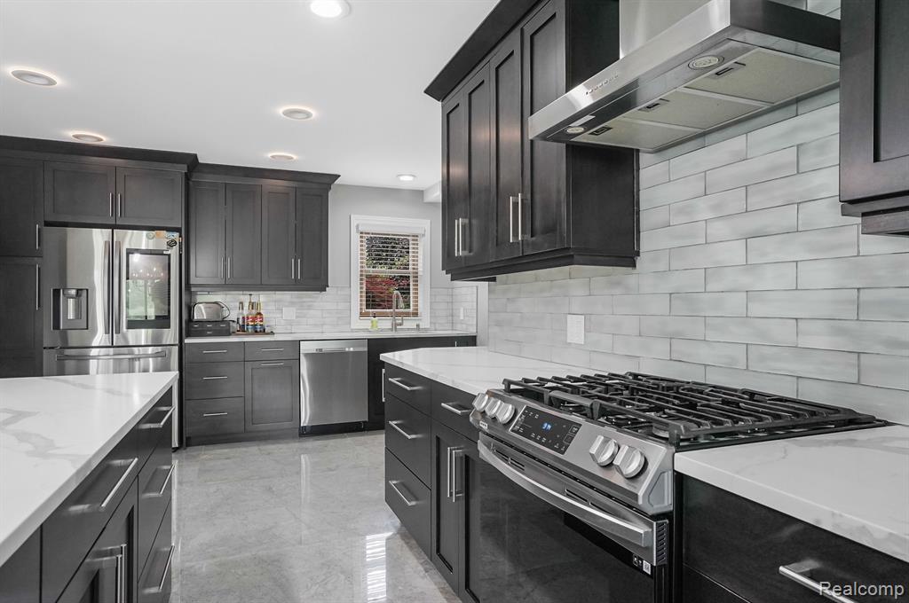 6655 MOUNTAIN Drive, Troy, MI 48098 — Photo 15