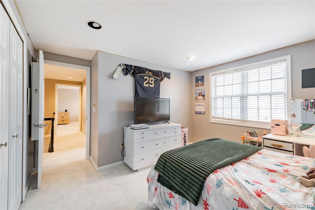 26029 Waterbury Way, Grosse Ile, MI 48138 — Photo 35