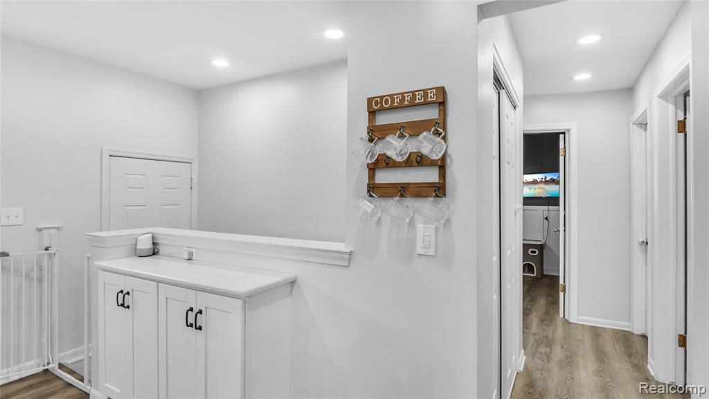5961 Centralia Street, Dearborn Heights, MI 48127 — Photo 11