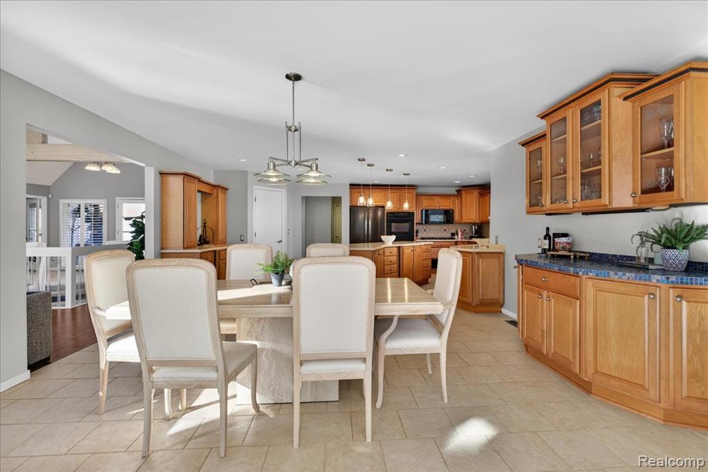 6346 Simler Drive, Clawson, MI — Photo 24