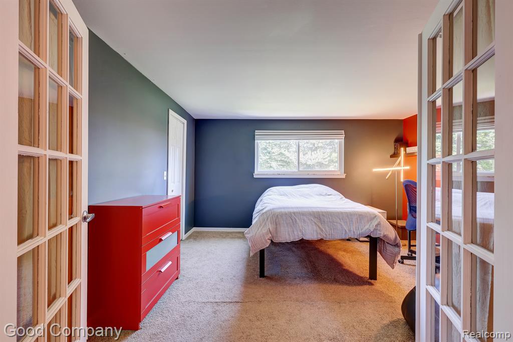 28660 LOWELL N, Southfield, MI 48076 — Photo 22