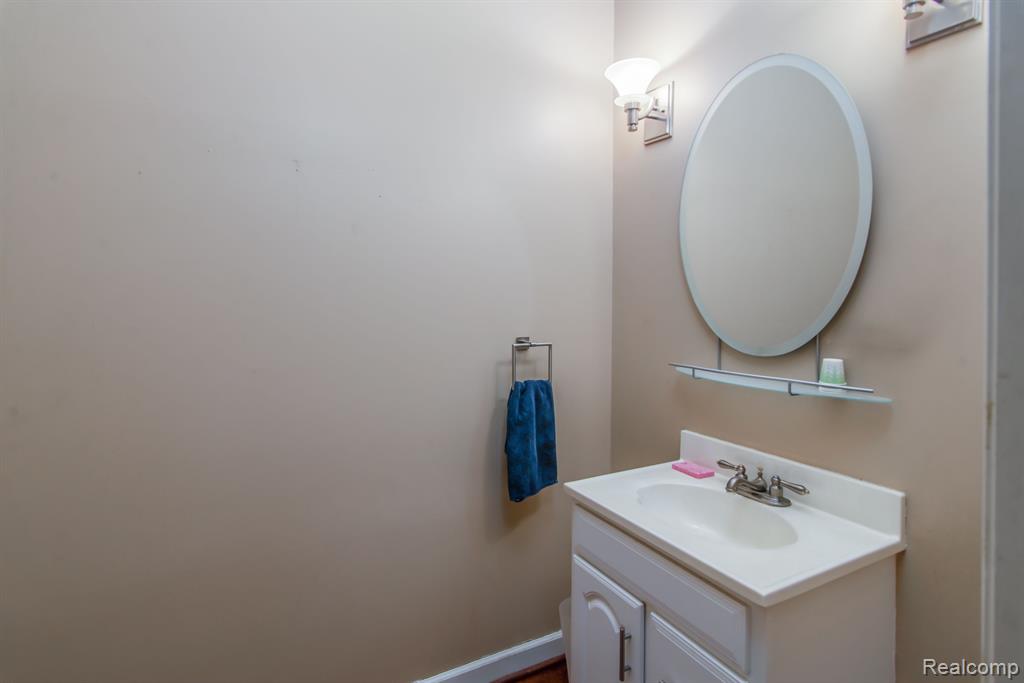 4090 PERRYVILLE Road, Ortonville, MI 48462 — Photo 29