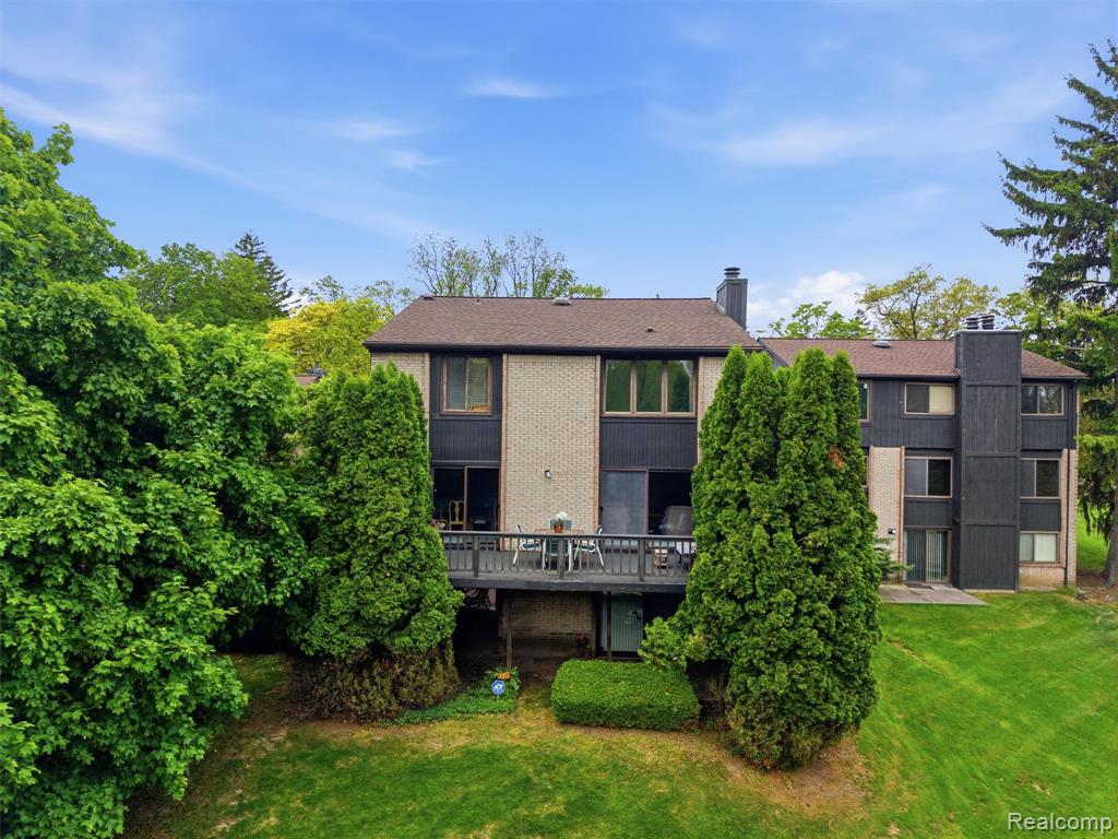 4261 Wabeek Lake Drive S, Bloomfield Hills, MI 48302 — Photo 45