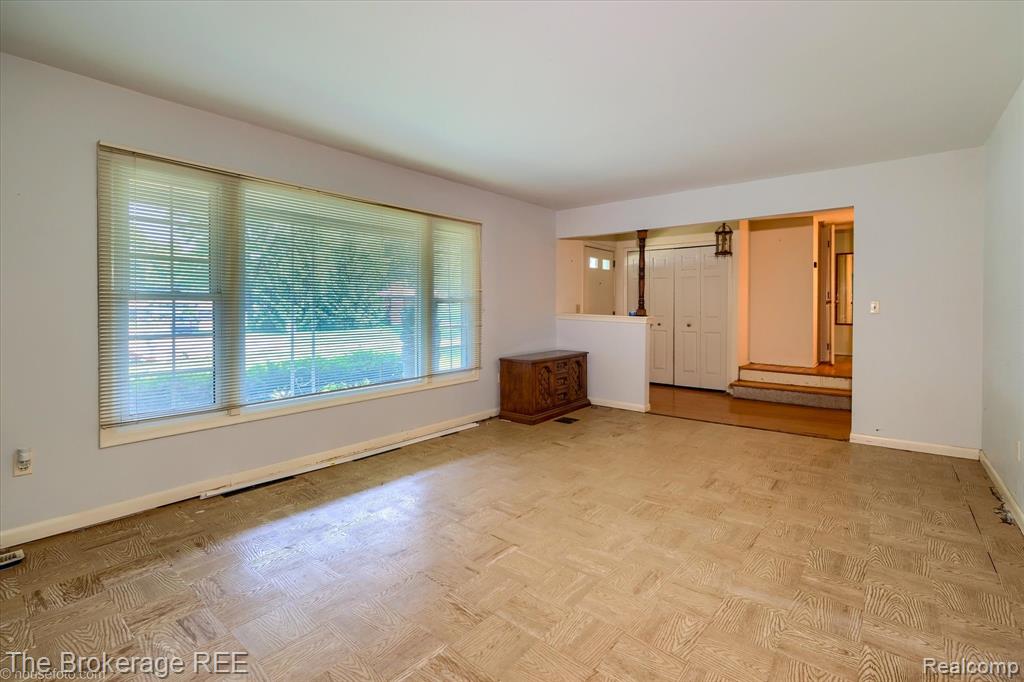 5312 Michael Court, Grand Blanc, MI 48439 — Photo 5