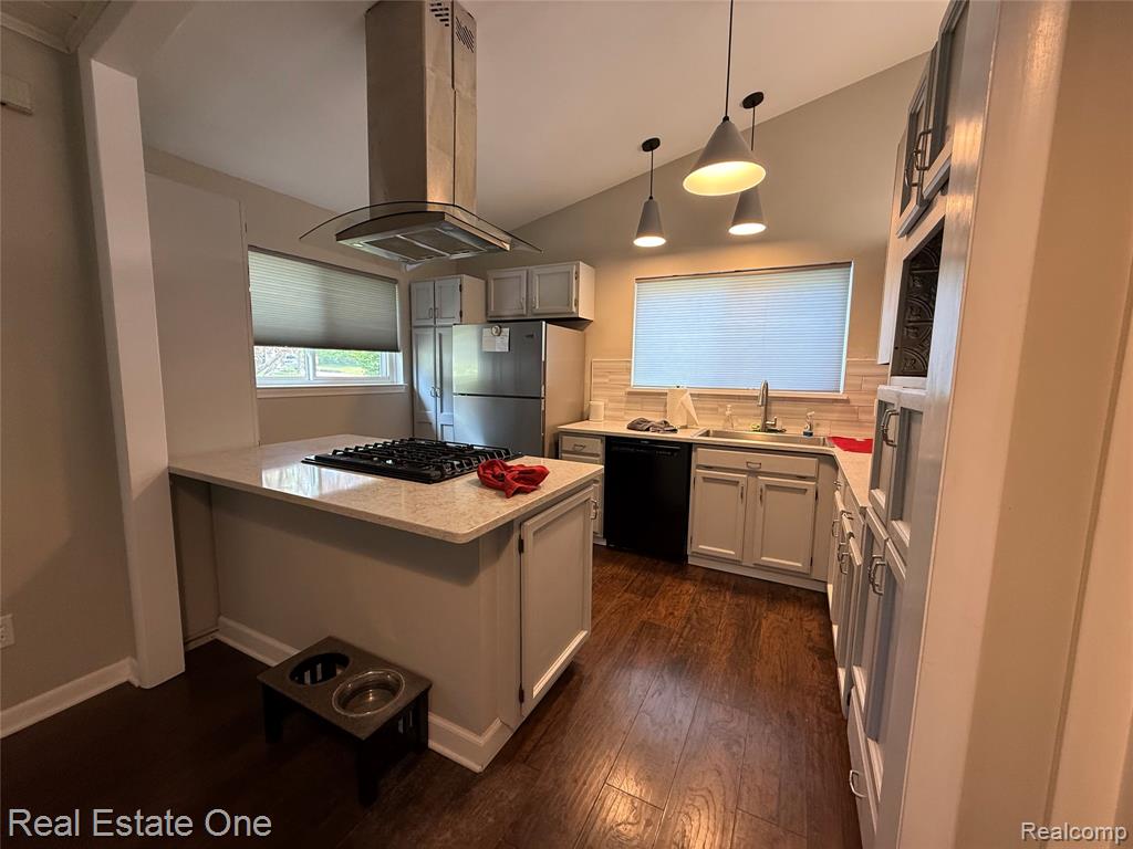 303 N Hill Circle, Rochester, MI 48307 — Photo 5