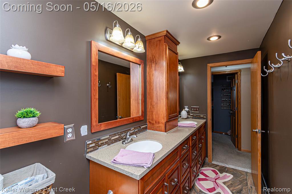 47038 Sarnus Drive, Macomb, MI 48044 — Photo 48