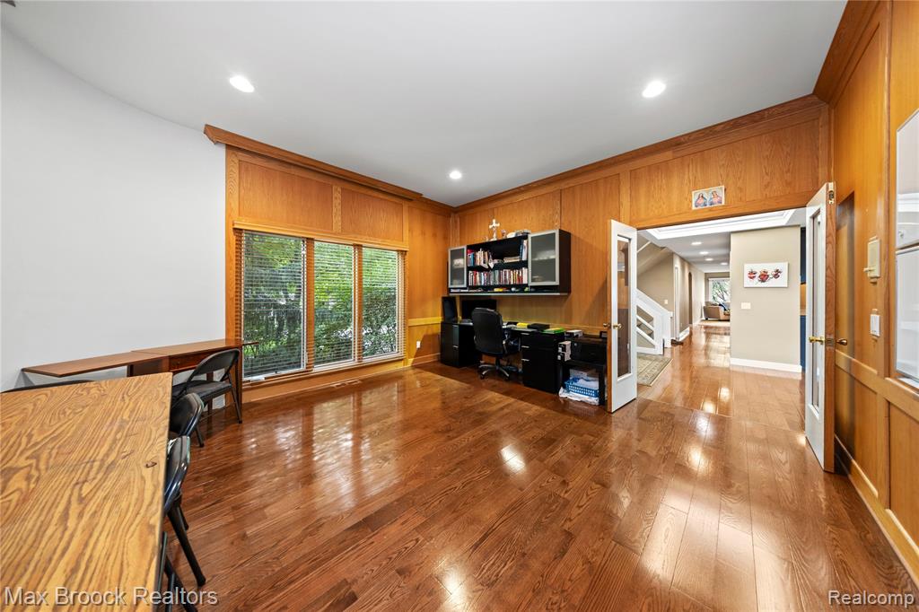 6067 Charles Drive, West Bloomfield, MI — Photo 31