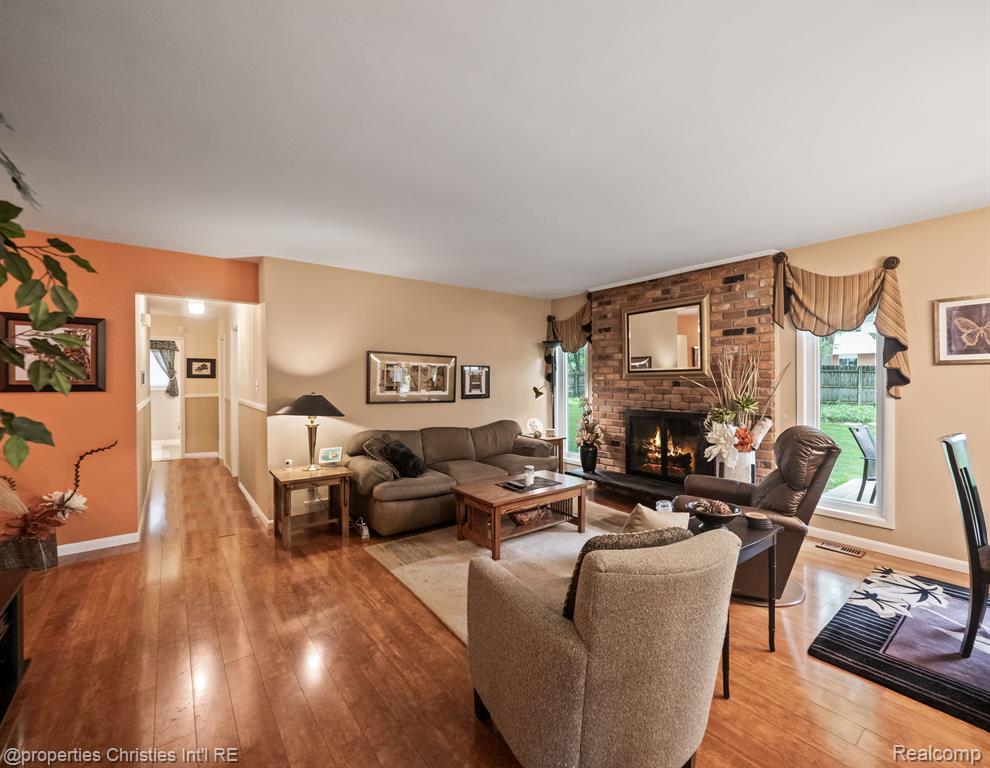 41642 Sycamore Drive, Novi, MI — Photo 12