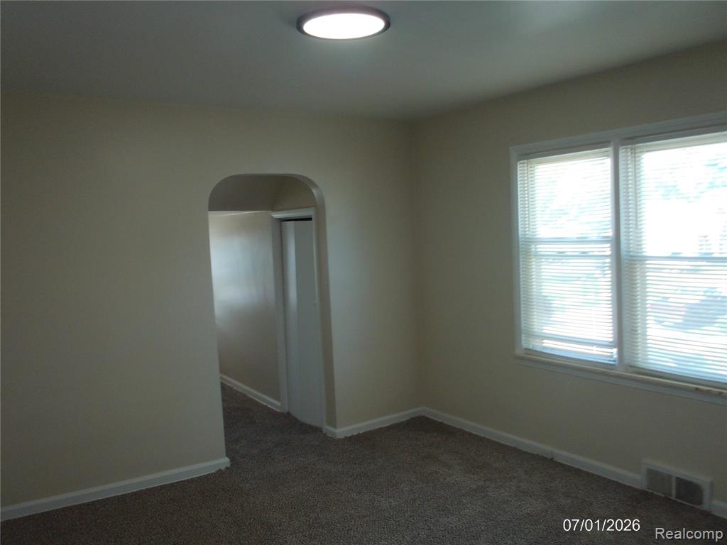 7535 REPUBLIC Avenue, Warren, MI 48091 — Photo 12