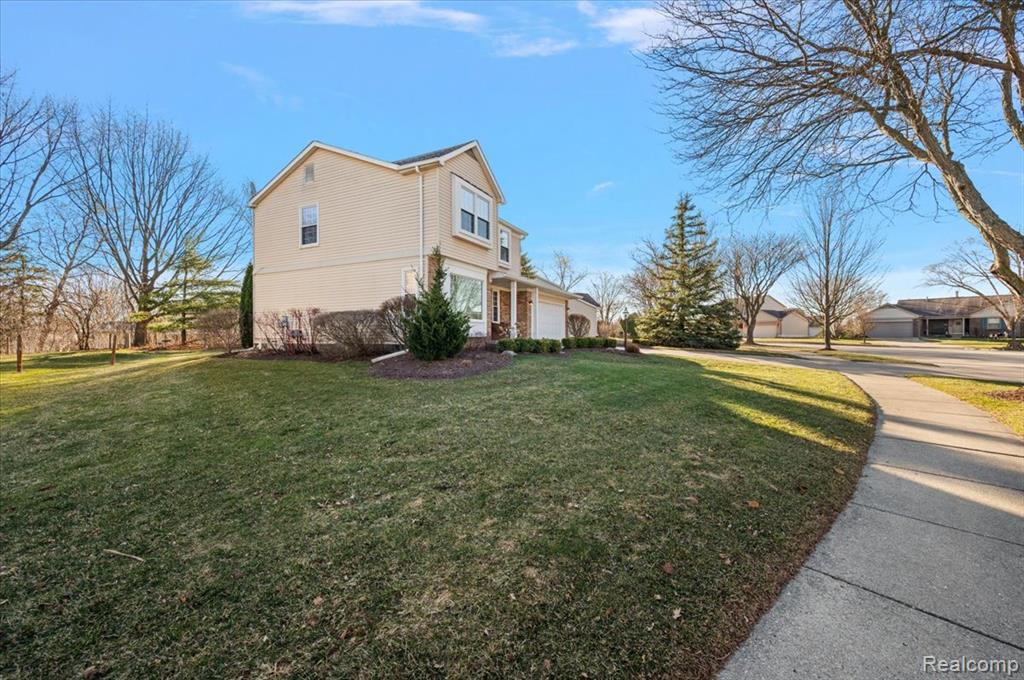 24546 Fairway Hills Drive, Novi, MI — Photo 39