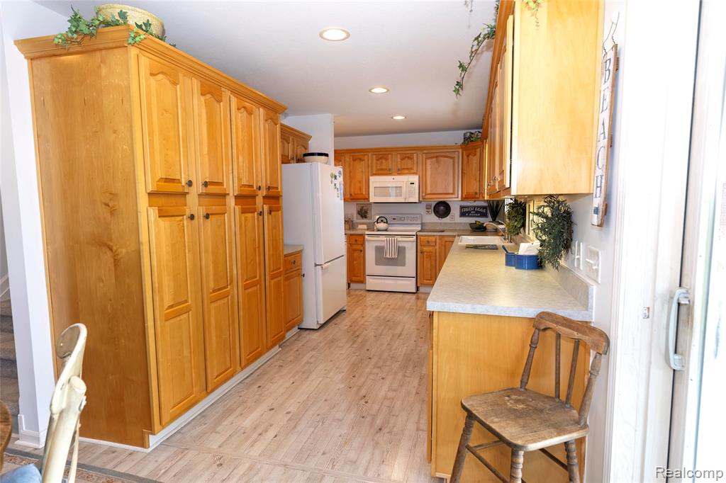 9755 Ford Street, Algonac, MI 48001 — Photo 8