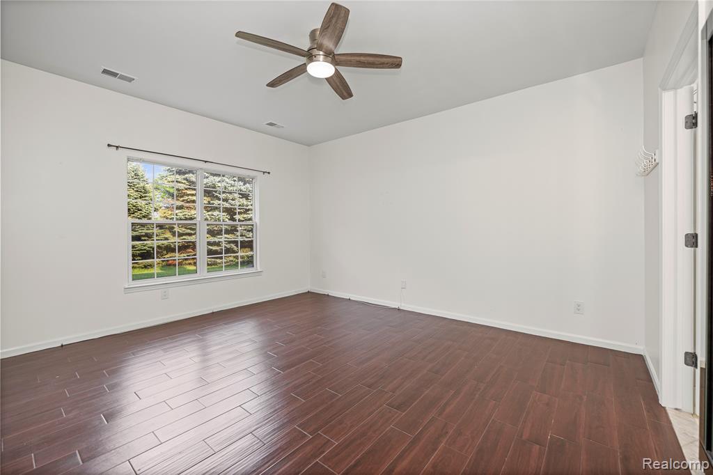 43270 Pendleton Circle, Sterling Heights, MI 48313 — Photo 17