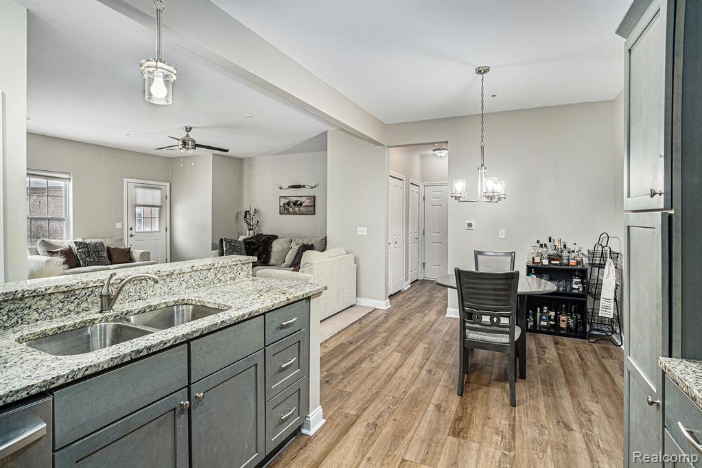 911 Watercress Lane, Fenton, MI 48430 — Photo 9