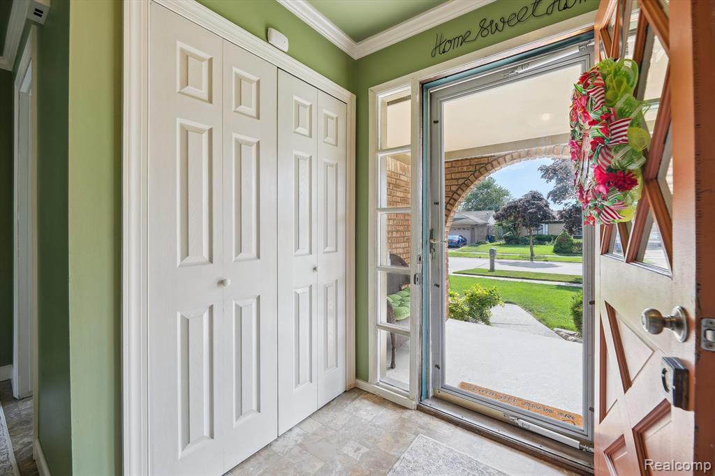 6900 Woonsocket Street, Canton, MI 48187 — Photo 6