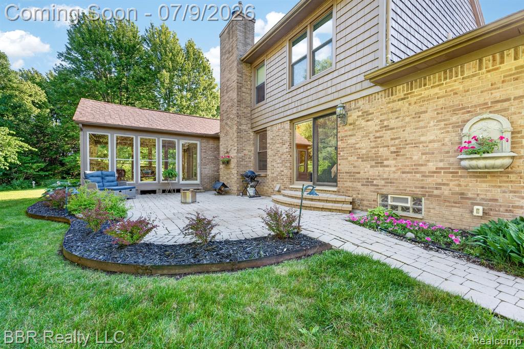 45411 Halston Court, Novi, MI — Photo 36