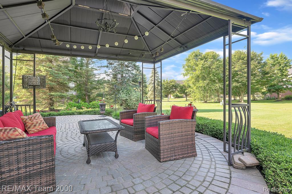 1248 LASALLE Road, Canton, MI 48187 — Photo 7