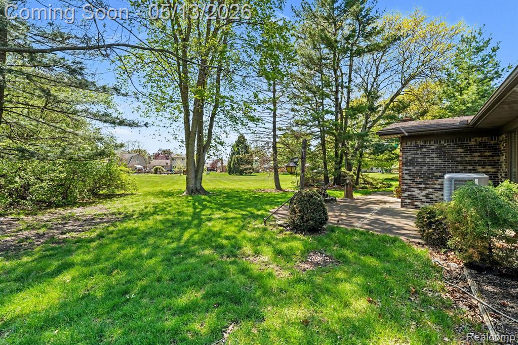 46869 Spinning Wheel Drive, Canton, MI 48187 — Photo 26